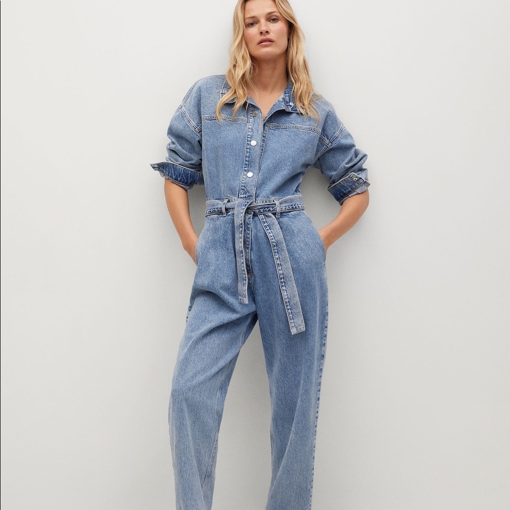 One-piece jean jumpsuit